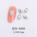 Detailansicht silberner Marquise Nagelkunst-Anhänger mit Kristall-Strass 5.5x9.5mm - Klarweißes Marquise-Stil (8980)