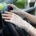 Elegant beige lace fingerless driving gloves with floral patterns for summer sun protection - Beige