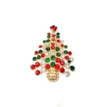 Detailansicht einer festlichen Weihnachtsbaum Brosche mit roten und grünen Straßsteinen - Strassbaum Stil B-190701-56