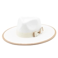 Eleganter weißer Wollfilzhut mit kontrastierendem braunem Rand und beigem Schleifenband - M (56-58cm) / Weiß