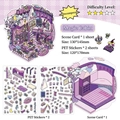 Set adesivi scena casa magica viola con fogli decorativi in PET e scheda scenario - Capanna Magica