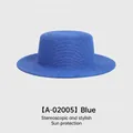 Französischer Strohhut mit flachem Kopf in hellem Blau für Sommer und Strandurlaub - 54-58cm / Blau
