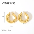 Boucles d'oreilles créoles en U plaquées or 18 carats avec texture croissant - Boucles d'Oreilles Créoles Croissant en Spirale (YYE023436) / Or