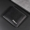 Portafoglio da uomo in pelle nera martellata con logo Pieru su sfondo scuro - Nero