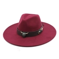 Ethnic wide brim fedora in wine red with a leather band and bull head ornament - M (56-58cm) / Burgundy