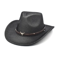 Détail d'un chapeau de cowboy noir avec bandeau en cuir, crâne de taureau et rivets - M (56-58cm) / Noir