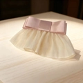 Haarclip für Mädchen mit rosa Schleife und beige Perlglanz-Tüll elegantes Haar-Accessoire - Rüschenrock Schleife / Rosa & Beige