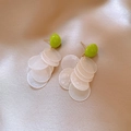 Elegante limettengrüne Ohrstecker mit durchscheinenden weißen Muschelscheiben auf Seide - 5# Silberstift Zitronengelbe Muschel Quasten Ohrstecker