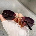 Randlose ovale Sonnenbrille mit lila Verlaufsgläsern und goldenem Metallrahmen für Damen - Goldener Rahmen Doppelt Grau