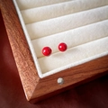 Élégantes boucles d'oreilles perles rouges avec tiges en argent dans un coffret - 36# Tige de boucle d'oreille en argent - Rouge 6mm (plaqué or véritable)