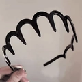 Black wavy plastic headband for men and women, lightweight ergonomic hairband design - Versatile Black