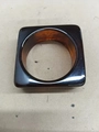 Brazalete cuadrado geométrico de resina ámbar con acabado pulido de carey para mujer - Estilo de resina ámbar cuadrado / Brazalete-Café