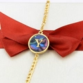 18k gold plated bracelet featuring a round abalone shell pendant with letter Y - Letter Y