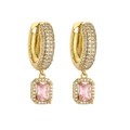 Elegante 18K vergoldete Würfelohrringe mit rosa quadratischen Kristallen und Zirkonia - Gold Rosa Zirkonia