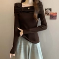 Pull en maille côtelée marron chocolat avec détail nœud et encolure asymétrique - M / café