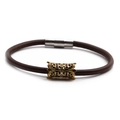 Pulsera de cuero marrón con cilindro de circonita dorada y cierre magnético de plata - Marrón