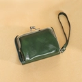 Portamonete verde da donna in pelle PU con chiusura vintage in metallo e cinturino - Verde Scuro