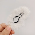 Einzelne weiße Plüsch-Haarklammer mit Metallgriff für Herbst und Winter Mode - 8cm / Weiß