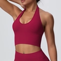 Détail du tissu en maille côtelée bordeaux du soutien-gorge de sport et du pantalon de yoga - S / Hauts / Bordeaux