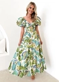 Detail of high waist cut-out and watercolor floral pattern on summer maxi dress - S / Green Floral
