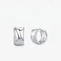 Gepolijste s925 sterling zilveren oorringen met zirkonia in een golvend ontwerp - 925 zilver / Zilver