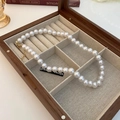 Collana di perle barocche con chiusura dorata in una scatola per gioielli in legno pregiato - Stile Scatola di Legno Perla a Fila Singola Classico