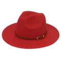 Detalle de sombrero Panamá trenzado rojo con cinturón de cuero sintético marrón - Rojo