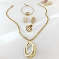 Set gioielli 4 pezzi con finitura dorata e inserti in pietre bianche traslucide - Set di Collana Orecchini e Anello in Pietra Occhio di Gatto Crema (3 Pezzi)