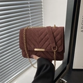 Retro bruine suède vierkante crossbodytas met gouden ketting en V-vormige stiksels - Bruin