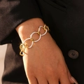 Massives vergoldetes Gliederkettenarmband mit Pave-Kristallen, luxuriöser Punk-Stil - Gold