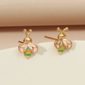 Orecchini a perno a forma di ape vintage in oro con ali smaltate e dettagli colorati - Rosa