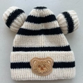 Toddler knitted beanie with black and white stripes and a cute brown bear patch - Beige