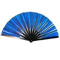 Éventail Kung Fu 33cm avec surface laser bleu métallique et monture noire - 33cm / Bleu métallique (Os noir)