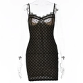 Abito corto sexy in pizzo nero a pois con schiena scoperta e spalline sottili - S / Nero
