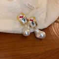 Boucles d'oreilles perles baroques vintage avec motif rose blanche et cadre doré - 10# Boucles d'Oreilles Clous Perles Irrégulières Florales avec Tige en Argent