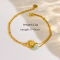 Bracciale a doppio strato in acciaio placcato oro 14K con ciondolo a sole e pietra verde - YTB240606-Sole Ciondolo Perline Verdi