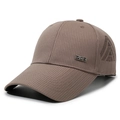 Atmungsaktive Herren-Baseballkappe in Khaki mit lasergeschnittenen Belüftungslöchern - Khaki