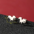 Minimalistische Edelstahl-Ohrstecker in Dackelform mit Größenangaben von 11x7mm - Dackel / Stahlfarben