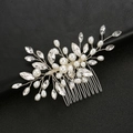 Elegante pettine da sposa con perle bianche e cristalli scintillanti su filo d'argento - Argento