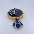 Broche de danseuse de ballet élégante avec cristaux bleus sur base en argent - Bleu