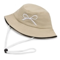 Chapeau bob beige réversible avec nœud et cordon amovible présenté sous un angle de 45° - Kaki