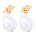 Eleganti orecchini asimmetrici con nodo dorato e perle barocche su sfondo bianco - Stile Perla Barocca Artificiale Annodata (3362) / Oro