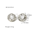 Details van zilveren gedraaide oorringen met afmetingen 28,1 mm bij 28,8 mm - Onregelmatige Gedraaide Ring (28mm) / Zilver