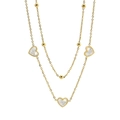 Collar de doble capa dorado con colgantes de corazón de nácar sobre fondo blanco - Dorado