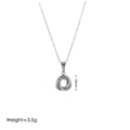 Dettaglio del pendente a cerchi intrecciati 13mm e misura del peso su collana argento - Collana Argento