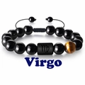 Vue détaillée du bracelet zodiaque Vierge avec perles noires, oeil de tigre et symbole - Vierge