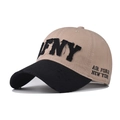 Detail der FNY-Stickerei mit Used-Look an einer Vintage-Baseballkappe aus Baumwolle - AFNY Beige