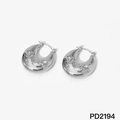 Silver stainless steel C-shaped earrings with vintage engraved patterns and pin closure - Hoop Wave Relief (PD2194)