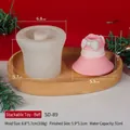 Silikonform für glockenförmige Weihnachtskerzen mit rosa Beispiel und Größenangaben - Stapelbare Glocke SD-89