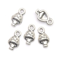 Set of five silver vintage mushroom charms made of alloy for DIY jewelry making - Style A3-157